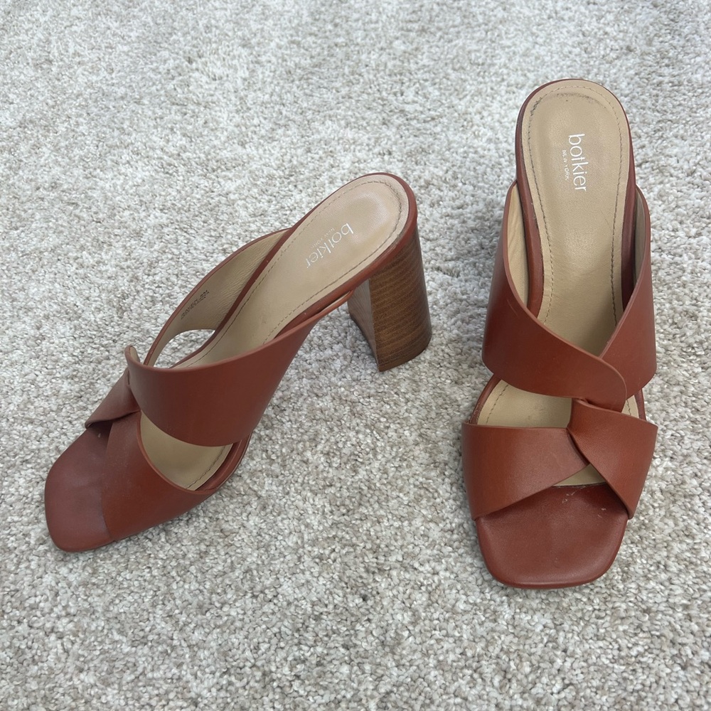 Botkier raven leather mule